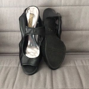 Simply Vera Vera Wang Heals